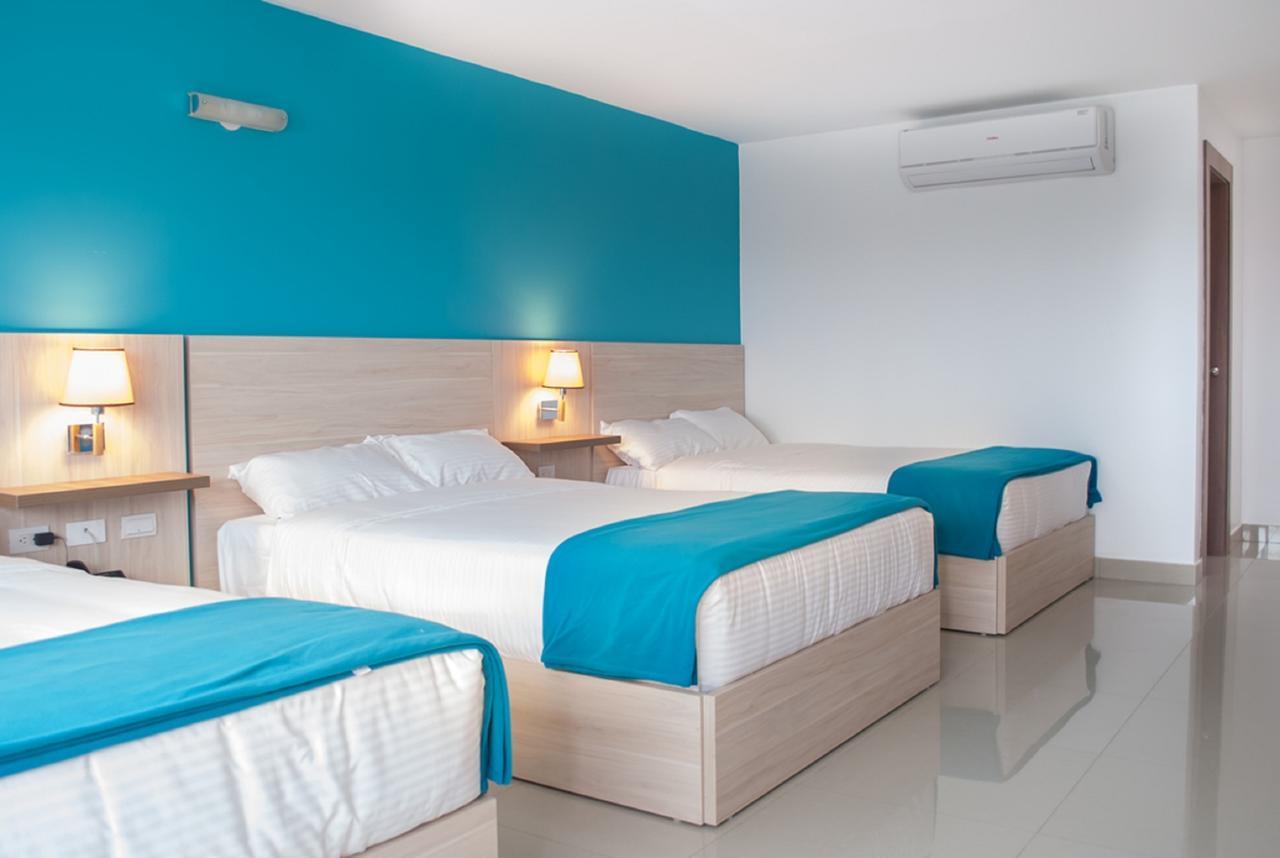 Hotel - Centro Comercial Punta Del Mar סלינאס חדר תמונה
