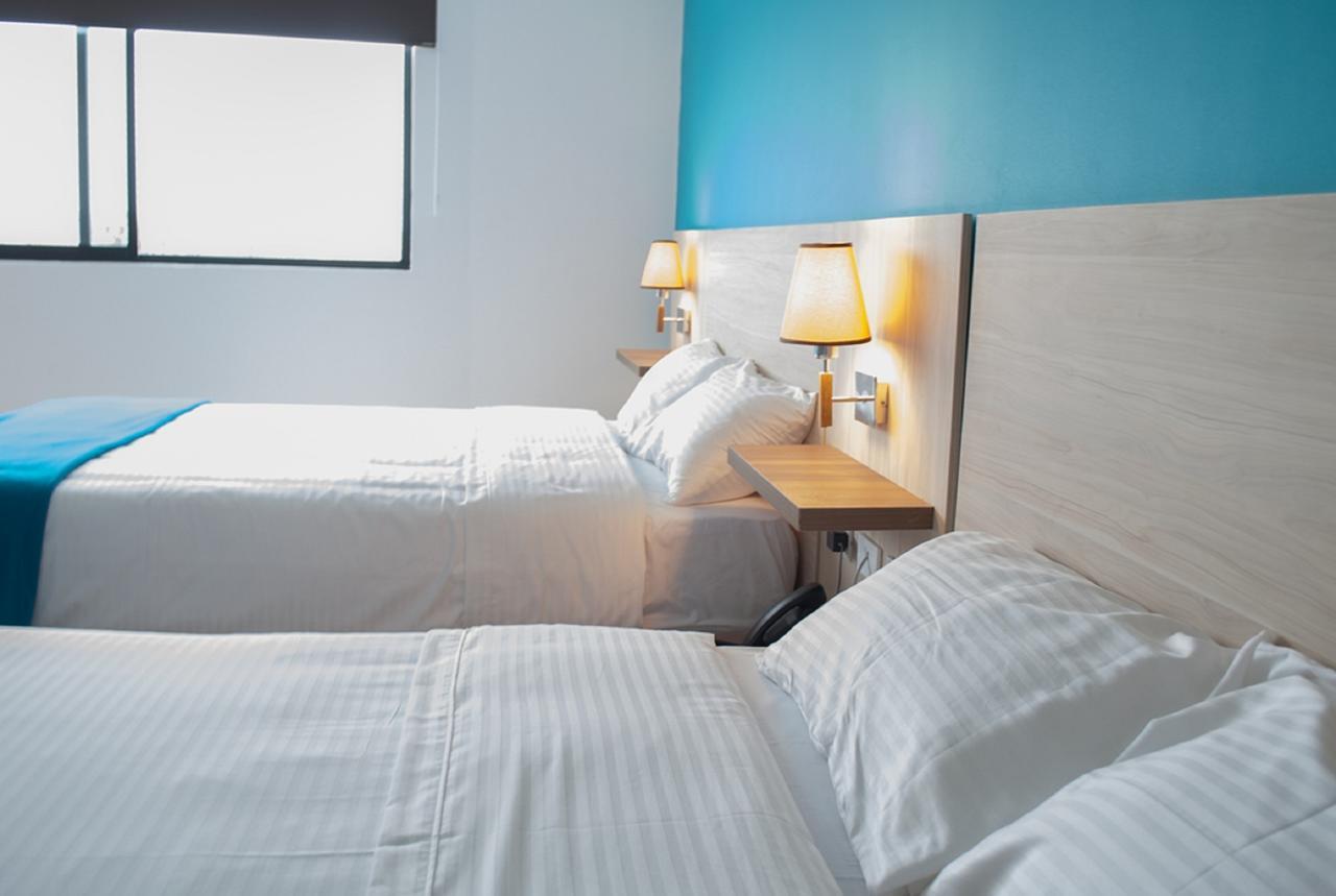 Hotel - Centro Comercial Punta Del Mar סלינאס חדר תמונה