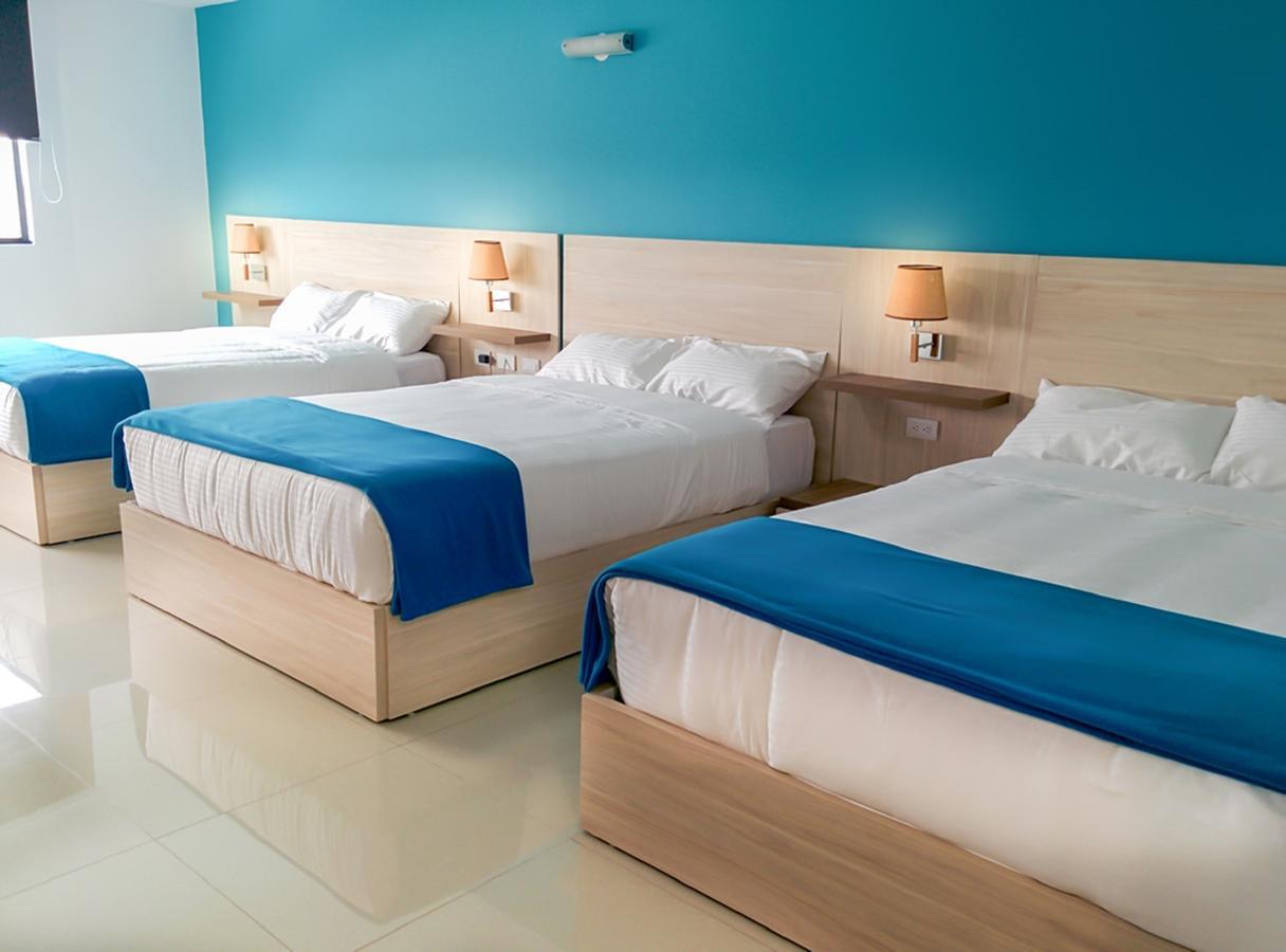 Hotel - Centro Comercial Punta Del Mar סלינאס חדר תמונה