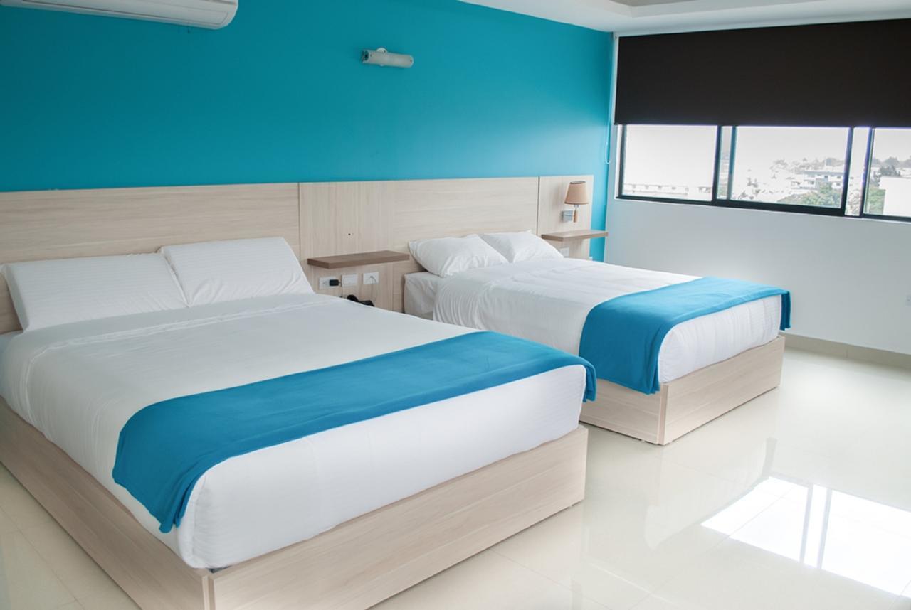 Hotel - Centro Comercial Punta Del Mar סלינאס חדר תמונה